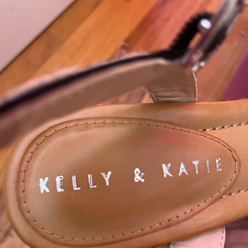 Kelly & Katie wedge shoes